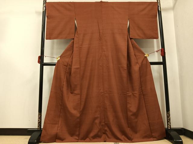 平和屋着物●紅花紬　米沢　新田英行　新田間道　色無地　団十郎茶色　正絹　逸品　AABJ3917ph