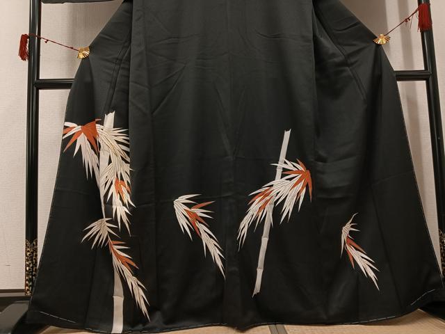 平和屋着物●訪問着　駒刺繍　笹竹文　黒地　金彩　正絹　逸品　未使用　AABJ3919ph