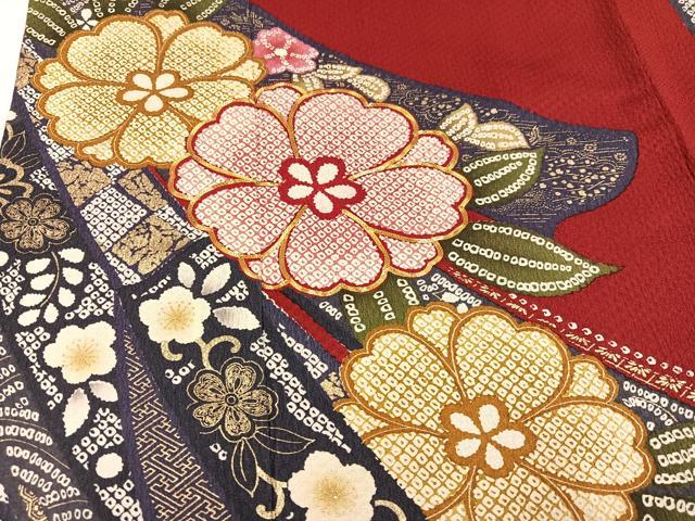 平和屋着物●豪華振袖　駒刺繍　舞花文　金彩　正絹　逸品　AABJ3930ph