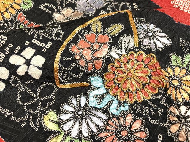 平和屋着物●豪華振袖　駒刺繍　絞り　地紙花文　金彩　正絹　逸品　AABJ3937ph