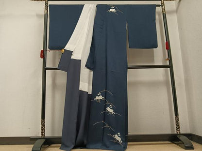 平和屋着物●訪問着　絞り　露芝兎文　金彩　正絹　逸品　AABJ3938ph