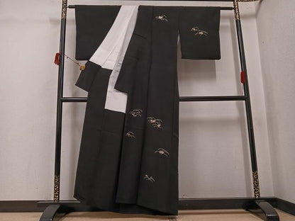 平和屋着物●訪問着　総刺繍　草花文　黒地　金糸　正絹　逸品　AABJ3967ph