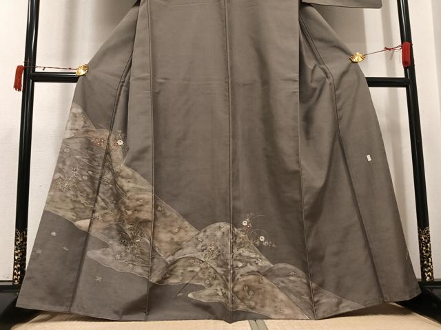 平和屋着物●訪問着　作家物　紬地　草花文　金彩　銀座おゝぎ屋扱い　正絹　逸品　AABJ3969ph
