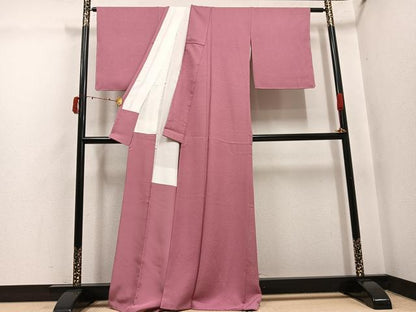 平和屋着物●上質な色無地　紋意匠　退紅色　正絹　逸品　未使用　AABJ3985ph