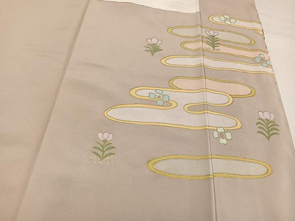 平和屋着物●京友禅作家　米沢新之助　色留袖　駒刺繍　エ霞花鳥菱文　花喰い鳥　金彩　正絹　逸品　未使用　AABJ3996ph