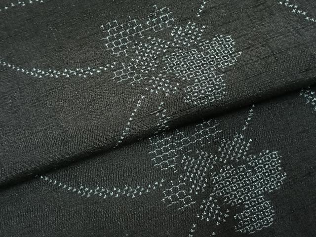 平和屋着物●結城紬　100亀甲　飛び亀甲柄　草花文　正絹　逸品　未使用　AABJ4019fy