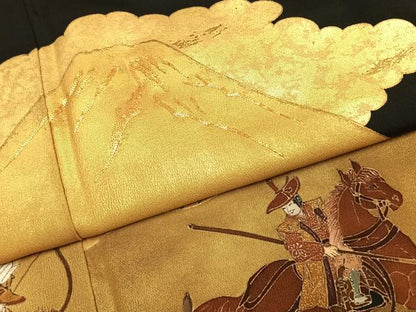 平和屋着物●中井淳夫　黒留袖　駒刺繍　人物風景文　金彩　正絹　逸品　AABJ4032fy