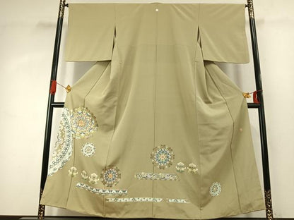 平和屋着物●豪華色留袖　作家物　駒刺繍　吉祥花文　金彩　正絹　逸品　AABJ4045fy