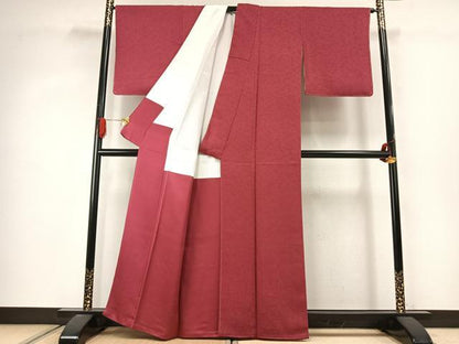 平和屋着物●上質な色無地　作家物　霞地紋　蘇芳色　正絹　逸品　未使用　AABJ4062fy