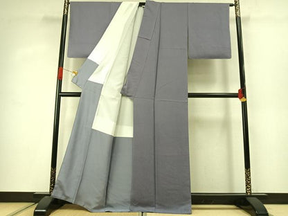 平和屋着物●上質な色無地　紋意匠　薄鼠色　正絹　逸品　未使用　AABJ4071fy
