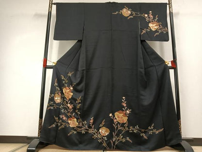 平和屋着物●訪問着　刺繍　草花文　黒地　金彩　正絹　逸品　未使用　AABJ4077fy