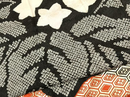平和屋着物●豪華振袖　絞り　草花文　黒地　金彩　正絹　逸品　AABJ4132fy