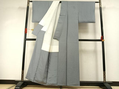 平和屋着物●上質な色無地　堅牢染　花尽くし地紋　灰青色　丹後ちりめん　反端付き　正絹　逸品　AABJ4155fy