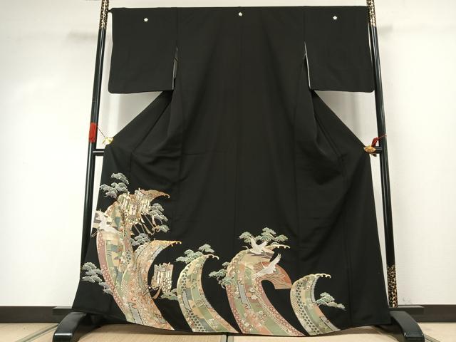 平和屋着物●豪華黒留袖　駒刺繍　御所車花鳥松文　金彩　正絹　逸品　AABJ4165fy