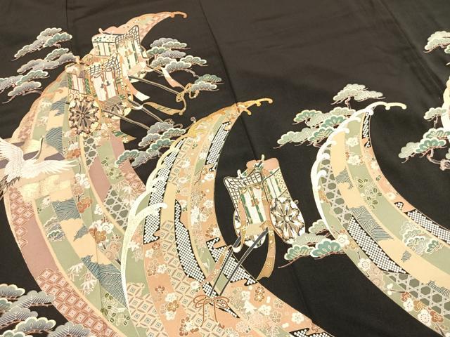 平和屋着物●豪華黒留袖　駒刺繍　御所車花鳥松文　金彩　正絹　逸品　AABJ4165fy