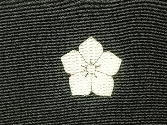 平和屋着物●豪華黒留袖　駒刺繍　御所車花鳥松文　金彩　正絹　逸品　AABJ4165fy