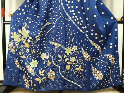 平和屋着物●訪問着　駒刺繍　草花文　金彩　銀通し地　正絹　逸品　AABJ4219fy