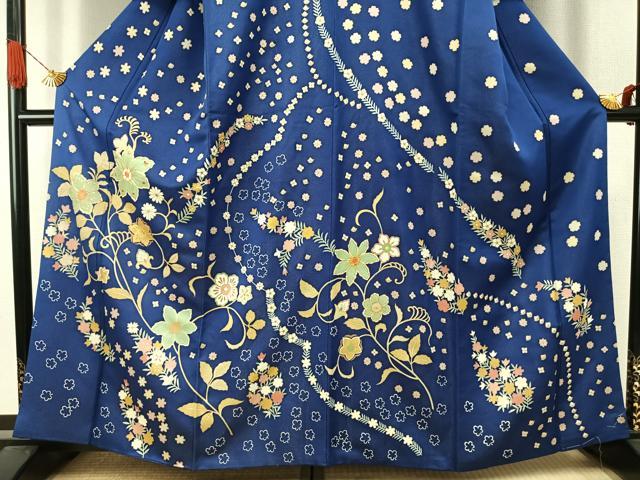 平和屋着物●訪問着　駒刺繍　草花文　金彩　銀通し地　正絹　逸品　AABJ4219fy