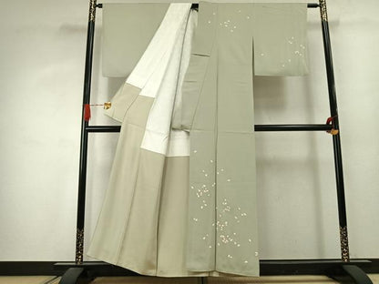 平和屋着物●訪問着　駒刺繍　舞桜文　金彩　正絹　逸品　AABJ4232fy