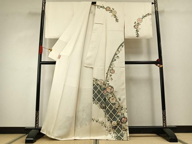 平和屋着物●訪問着　雪輪花蝶文　金銀彩　正絹　逸品　AABJ4234fy