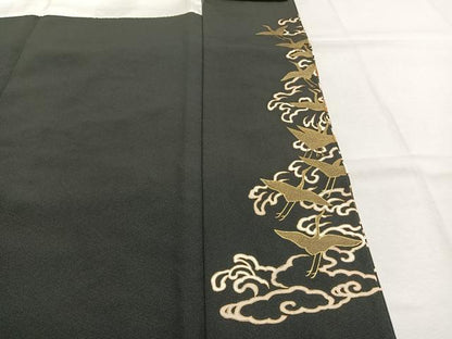 平和屋着物●豪華黒留袖　作家物　駒刺繍　飛鳥文　金糸　金彩　正絹　逸品　AABJ4289fy