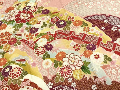 平和屋着物●豪華振袖　駒刺繍　雪輪花文　金彩　正絹　逸品　AABJ4299fy
