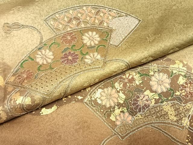 平和屋着物●訪問着　中国三大刺繍　汕頭刺繍　スワトウ刺繍　道長地紙花文　暈し染め　金彩　正絹　逸品　AABJ4334fy
