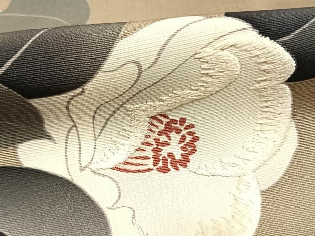 平和屋着物●皇室デザイナー　中村乃武夫　色留袖　刺繍　草花文　暈し染め　金彩　仮絵羽　正絹　逸品　未使用　AABJ4337fy