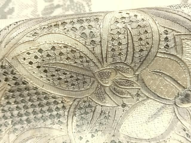 平和屋着物●名門 藤娘きぬたや・総絞り 本場大島紬 中国三大刺繍 汕頭刺繍 相良刺繍 白恵泥 カタス9マルキ 証紙付き 逸品 AABJ4393fy