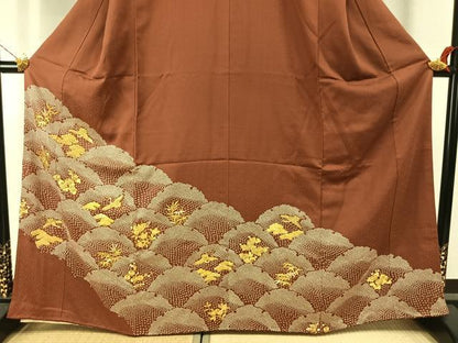 平和屋着物●豪華色留袖　駒刺繍　松竹梅　飛鳥文　金糸　正絹　逸品　AABJ4395fy