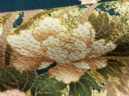 平和屋着物●豪華振袖　片輪車貝桶花蝶文　暈し染め　金彩　さが美扱い　正絹　逸品　AABJ4442fy