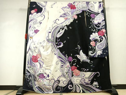 平和屋着物●森英恵・HANAE MORI　振袖　駒刺繍　花蝶文　銀彩　正絹　逸品　AABJ4482fy