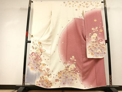 平和屋着物●豪華振袖　駒刺繍　花蝶文　暈し染め　金彩　銀通し地　さが美扱い　正絹　逸品　AABJ4544fy