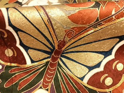 平和屋着物●豪華振袖　駒刺繍　花蝶文　暈し染め　金彩　正絹　逸品　AABJ4558fy