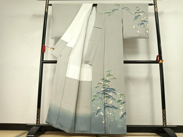 平和屋着物●十日町友禅　女流作家　遠田藤舟 　訪問着　枝梅松文　暈し染め　鈴乃屋扱い　正絹　逸品　AABJ4591fy