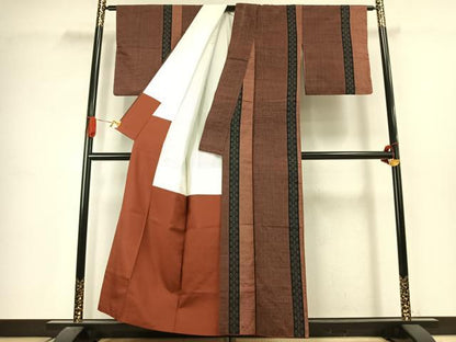 平和屋着物●結城紬　80亀甲　間道　正絹　逸品　AABJ4628fy
