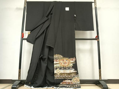平和屋着物●小澤達二　黒留袖　狩猟洋花文　金糸　浜ちりめん　仮絵羽　正絹　逸品　未使用　AABJ4660fy