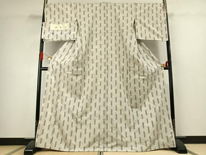 平和屋着物●ぜんまい紬　幾何学文様　反端付き　正絹　逸品　AABJ4678fy
