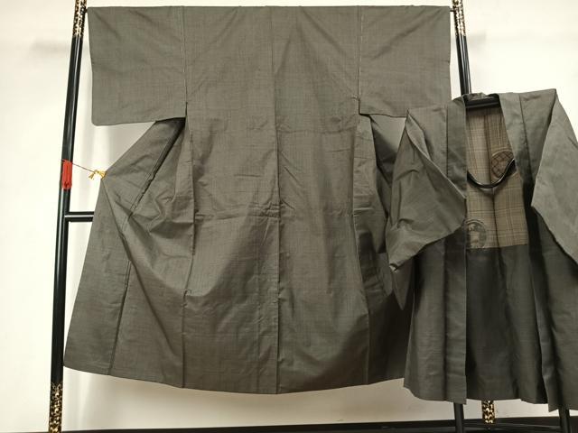 平和屋着物●男性　本場大島紬　アンサンブル　100亀甲　総詰め　正絹　逸品　AABJ4685fy
