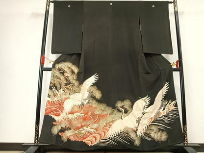 平和屋着物●アンティーク　大正ロマン　黒留袖　駒刺繍　鶴　枝松文　金銀彩　正絹　逸品　AABJ4688fy