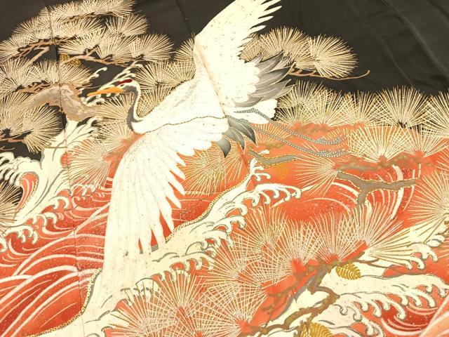 平和屋着物●アンティーク　大正ロマン　黒留袖　駒刺繍　鶴　枝松文　金銀彩　正絹　逸品　AABJ4688fy