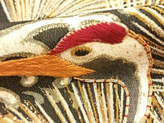 平和屋着物●アンティーク　大正ロマン　黒留袖　駒刺繍　鶴　枝松文　金銀彩　正絹　逸品　AABJ4688fy