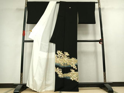 平和屋着物●金彩友禅作家　金彩の魔術師　堀省平　金煌織　黒留袖　駒刺繍　草花文　暈し染め　金銀彩　正絹　逸品　AABJ4695fy