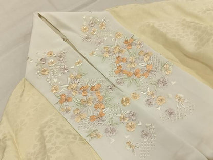 平和屋着物●長襦袢　袷　舞花文　半衿刺繍　正絹　逸品　AABJ4716fy