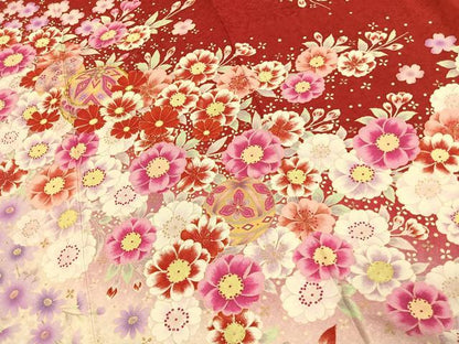 平和屋着物●豪華振袖　駒刺繍　草花毬文　暈し染め　銀通し地　正絹　逸品　AABJ4729fy