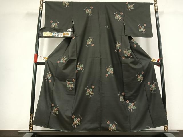 平和屋着物●本場大島紬　純泥染　手織　草花文　黒地　当田安憲作　やまと誂製　証紙付き　正絹　逸品　AABJ4743fy