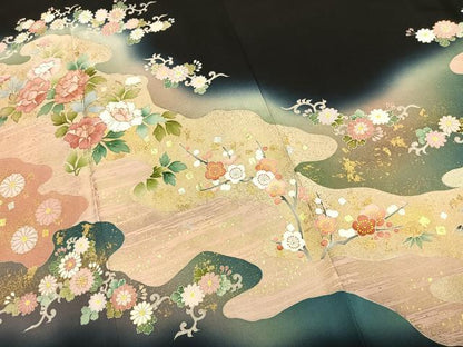 平和屋着物●京友禅の第一人者　松井青々　黒留袖　駒刺繍　道長花文　暈し染め　金銀彩　正絹　逸品　AABJ4750fy