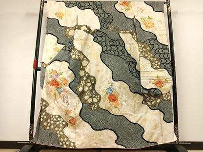 平和屋着物●豪華振袖　駒刺繍　絞り　片輪車花文　金彩　正絹　逸品　AABJ4774fy