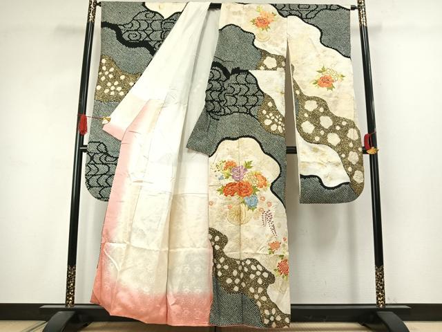 平和屋着物●豪華振袖　駒刺繍　絞り　片輪車花文　金彩　正絹　逸品　AABJ4774fy