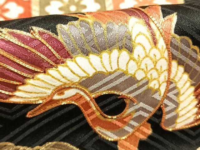 平和屋着物●豪華振袖　駒刺繍　花鳥文　黒地　金彩　正絹　逸品　AABJ4816fy